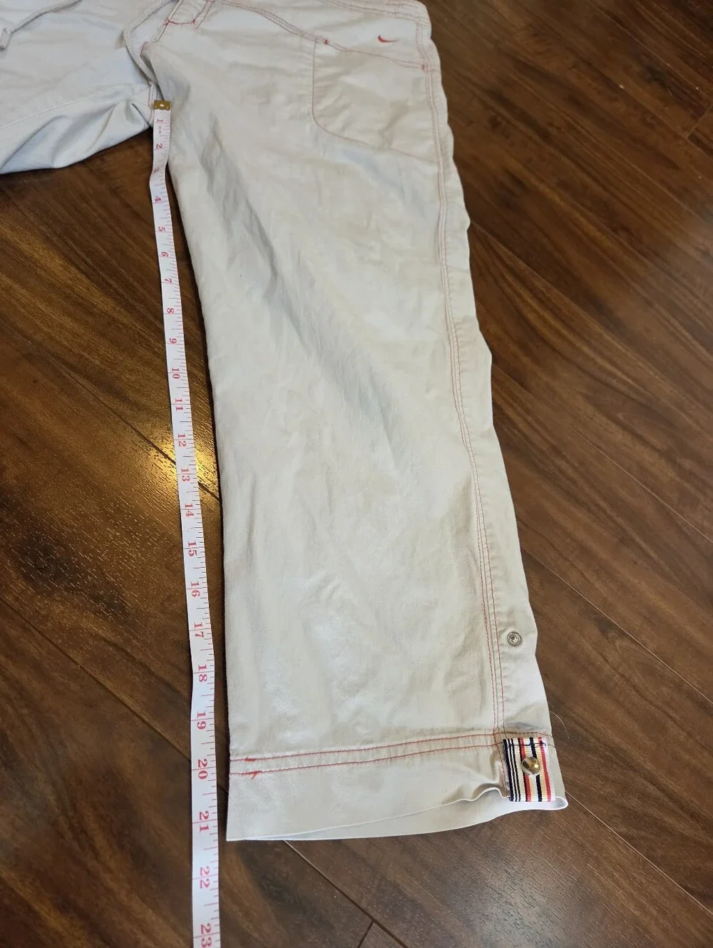 Nike Youth 12-14 Beige Drawstring Cropped Pants